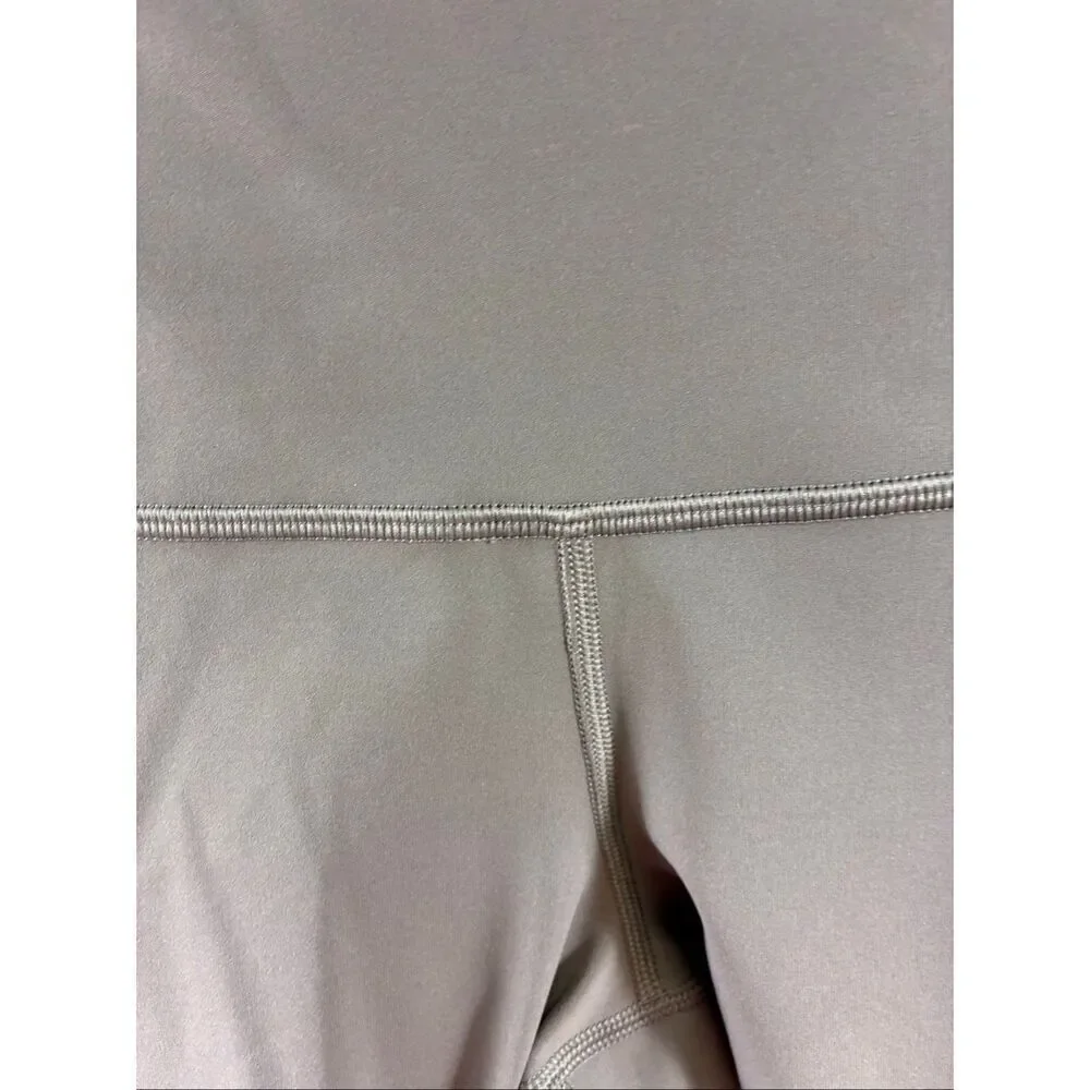 Lululemon High Rise Reversible Waist Scalloped Edge Leggings in Mauve Size 10